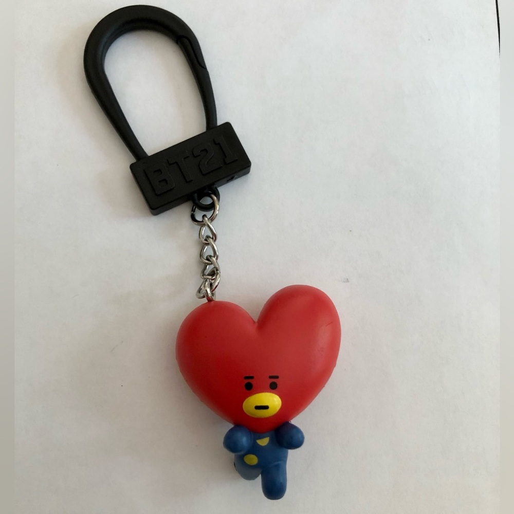 BT21 Backpack Buddies Tata Keychain